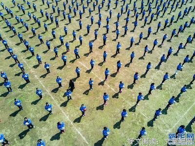 每天准点回家的老公，在外跟30个女人有染，我来告诉你他是怎么做
