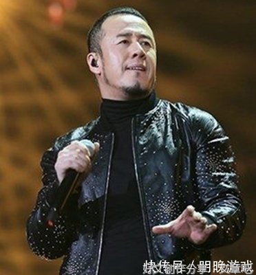49岁杨坤未婚原因曝光：分手27年，他还没放下