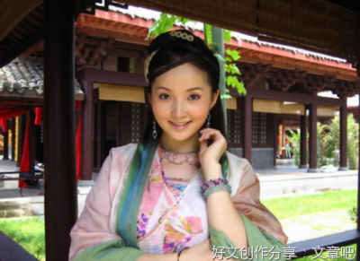 当初因年轻受宠，现在被残忍抛弃