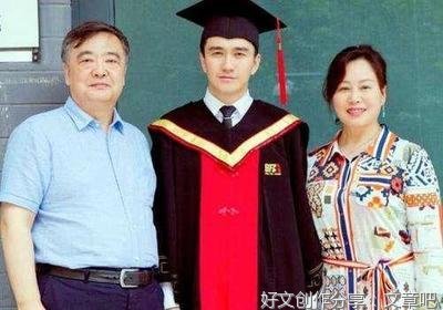 四川“高颜值”学霸家世背景曝光，打脸了多少说“读书无用”的人