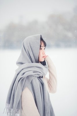 下雪也要记得打伞
