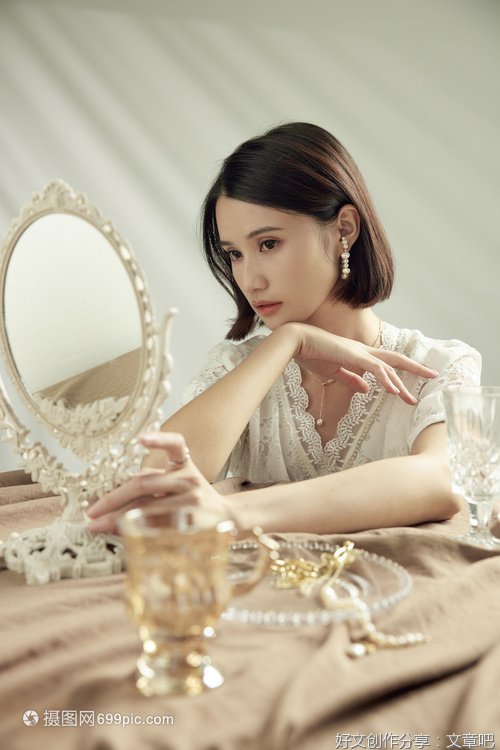 美女死后转世为这东西