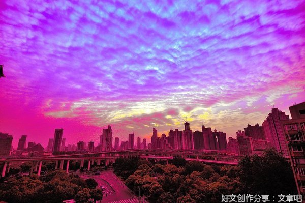天空的颜色