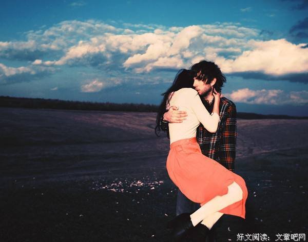 分手一个月，想挽回前女友，发现被全面拉黑要怎么挽回对方？