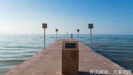 落日深处有一家便利店，贩卖着橙色的温柔.