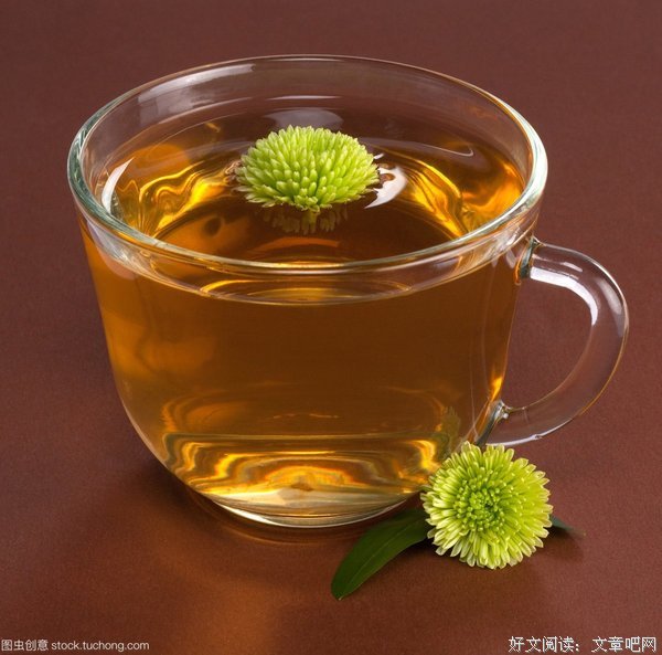 来，喝杯茶。