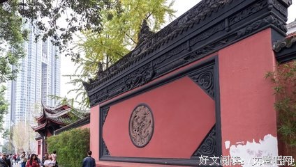 爱是包容，而不是占有