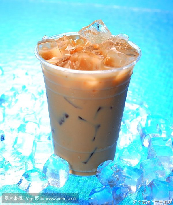 冷咖啡与热奶茶