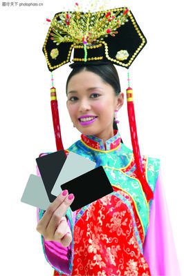 终于成功给格格剪了指甲