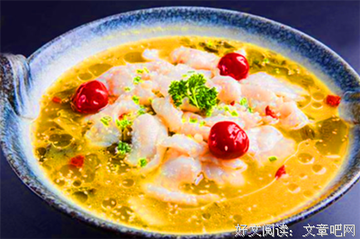 格格好有口福，大口大口吃牛肉