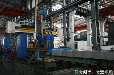 掉队的张朝阳，乘风破浪的罗永浩：你必须拼尽全力，才能留在原地