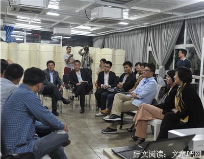 幸福像鸟儿飞翔