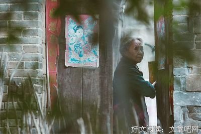  “废物式”养老，正在绑架中国老人