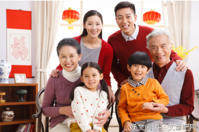 住在一起后，确实方便照顾了许多