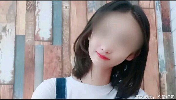 她看着我笑了起来，说我一个大男人竟然脸红了
