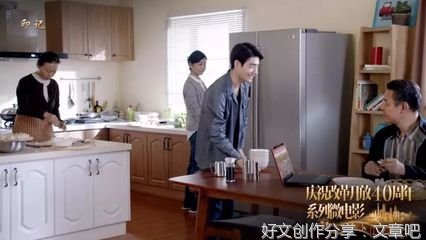 事实上，真正适合某个人的衣服，永远不会变化太大