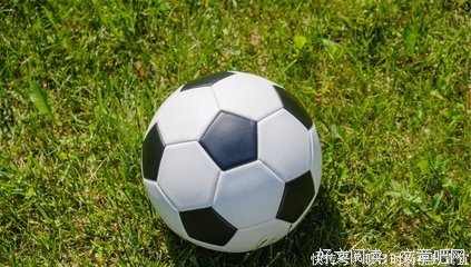 老调重谈，若大宅区快递送货上门要收费，你们还愿意吗