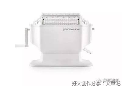 我觉得洗衣机就像它的名字一样，是用来洗衣服的