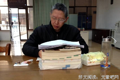 我从不轻易认输，直到开始陪儿子读书