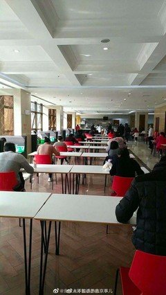 让“分餐制”成为文明用餐新风尚