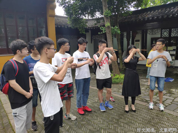 中矿大信控学院“姑苏文化暑旅”实践团在苏州报恩寺学习苏州佛学
