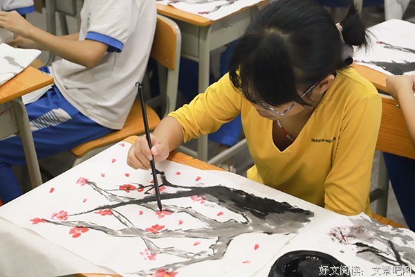 水墨绘精彩，化学长智慧