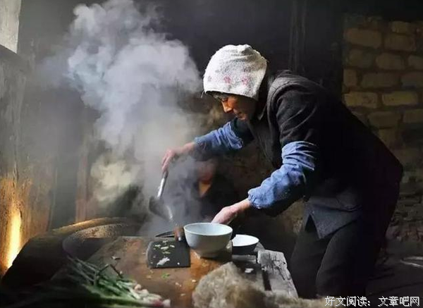 炊烟里锁着的乡愁