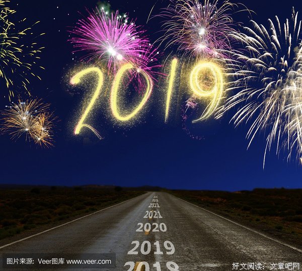 给自己打气，上靠天空，未来靠夜色……………