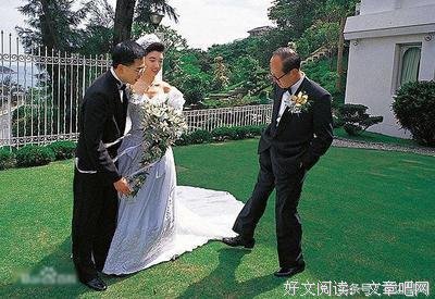 大款落魄街头，母亲送烧饼，次日前来报恩