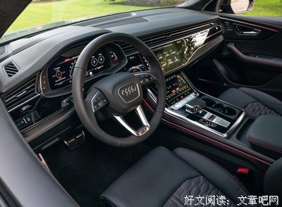 你见过四周镶着看起来像珍珠一般的鞋子吗