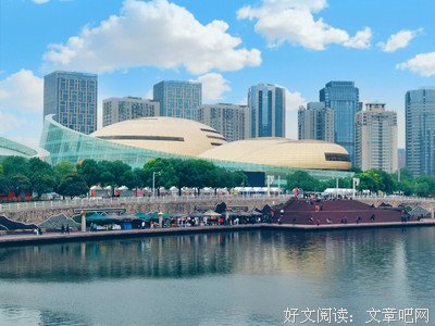 心情不美丽，大吃一顿就OK了 