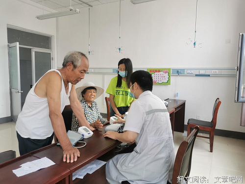 山东理工大学“稷下逐梦，红色传承”实践团积极配合乡政府开展新