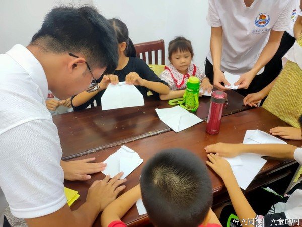 岭师物理学院“党史学习+红色科普”三下乡进社区 ——乘纸飞机，