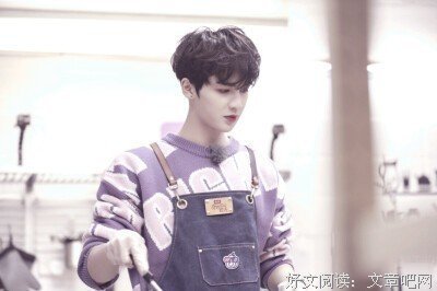 我想快快把皮肤晒黑，因为这样我就能在暗中保护你了