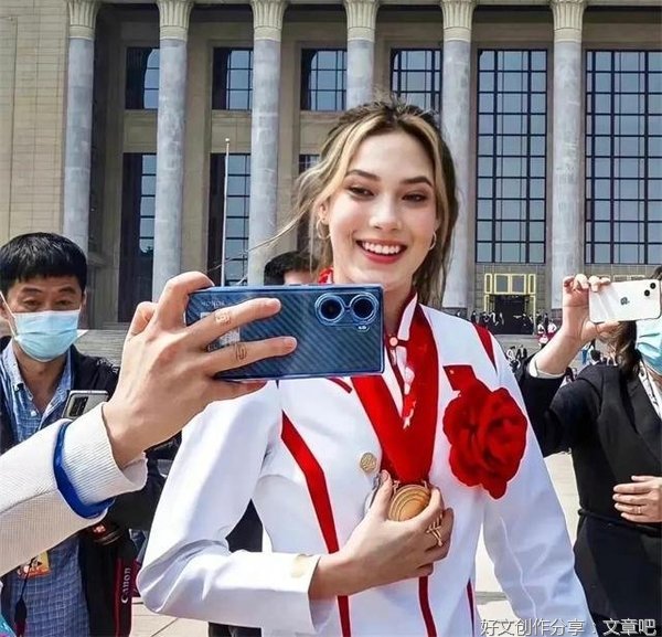 谷爱凌回到美国生活，最根本答案有两条