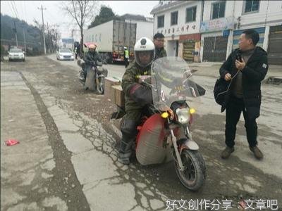 诗人回故乡