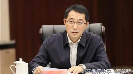 认真学习十九届六中全会精神