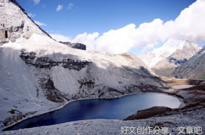 时间先安顿我们，继而又迷惑我们