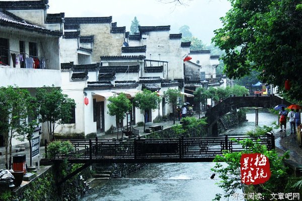 太平矿到小宝鼎参观职工浴池太阳能与空气源热泵联合供热系统
