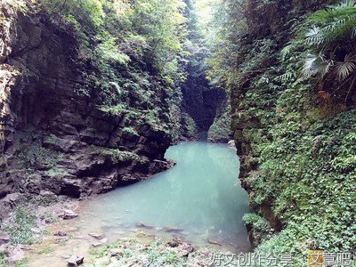 毛启平：天坑地缝 鬼斧神工