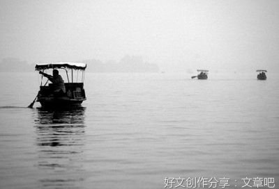 张国伟：烟 雨 西 湖