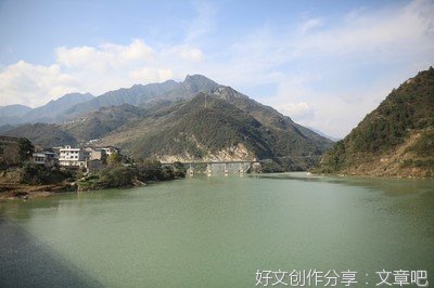 吴静娴： 白龙湖纪行