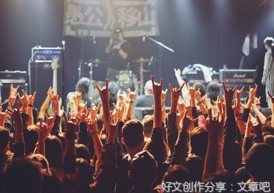 谁是饭圈文化背后的操纵者