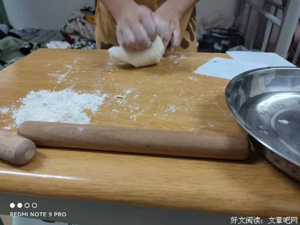 “登塔”社会实践队——面点预习之“台上一分钟 ，台下十年功”