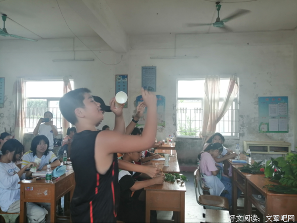 “风帆”社会实践队：小小纸杯，乘梦起飞