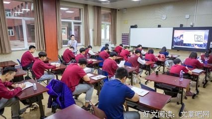 并不是讲课轻松，备课不难