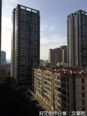 走过“红金砖”