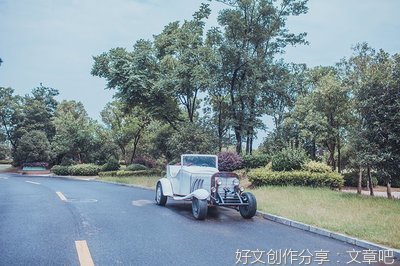 将影子甩在身后