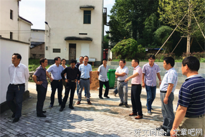 共园社会实践队走进多彩溪头镇
