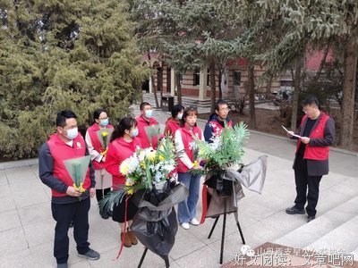 走进红色文化 坚定理想信念